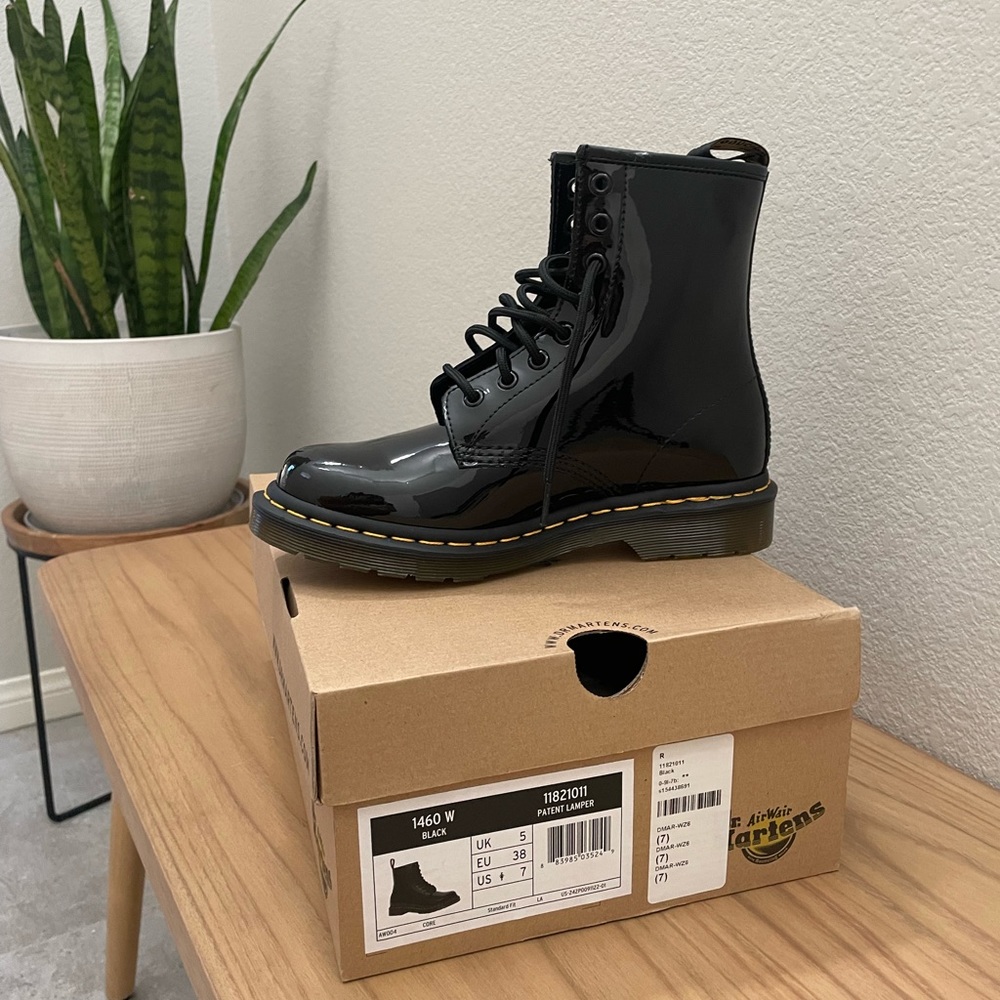 1460 black patent leather doc martens